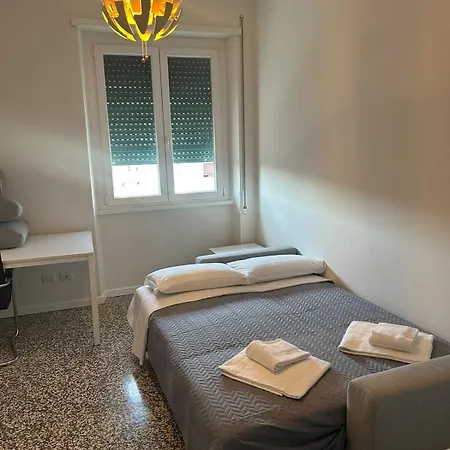 Elle Pyramid 1 Apartamento *